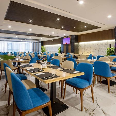 Отель Miracle Luxury Нячанг Экстерьер фото