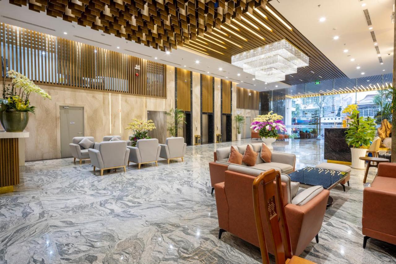 Отель Miracle Luxury Нячанг Экстерьер фото
