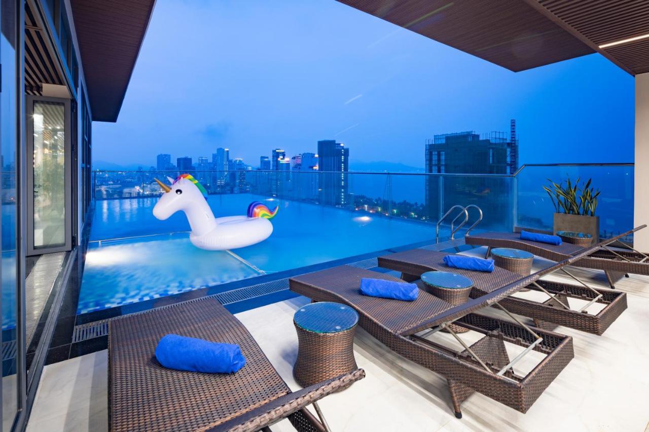 Отель Miracle Luxury Нячанг Экстерьер фото