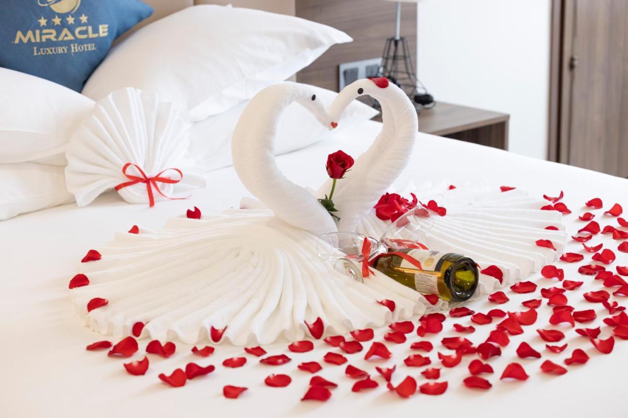 Отель Miracle Luxury Нячанг Экстерьер фото